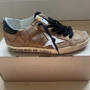 GOLDEN GOOSE sneakers NWT, box, dust bag, authentic, size 36